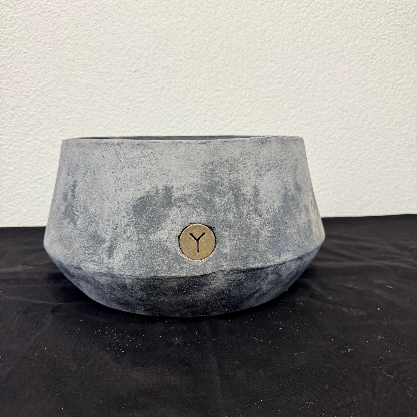 BRYNXZ Bowl Large 31cm stone black