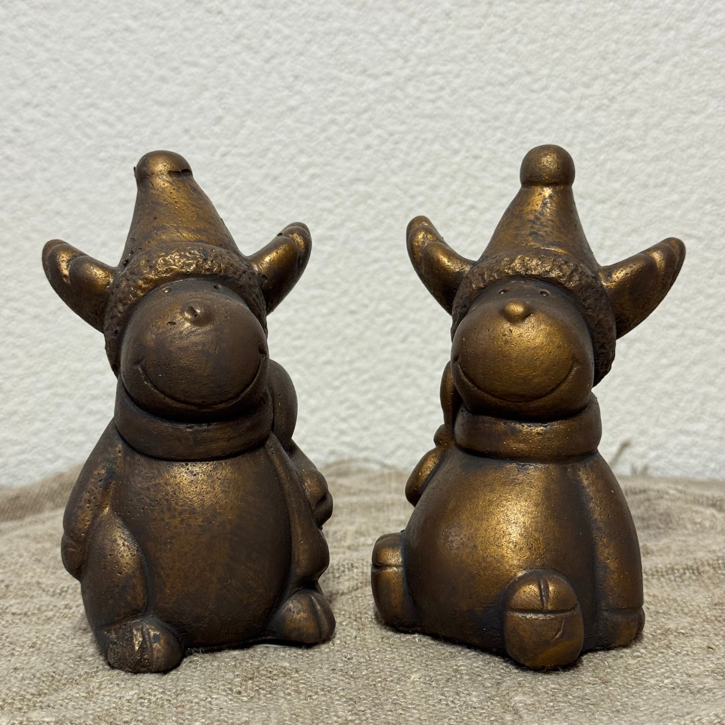 BRYNXZ Set of 2 Sitting Rudolph's Majestic Gold D.8 H.13