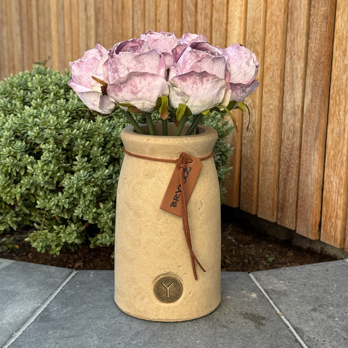 Brynxz plantenpot met leren koord Majestic Taupe M D12 H20