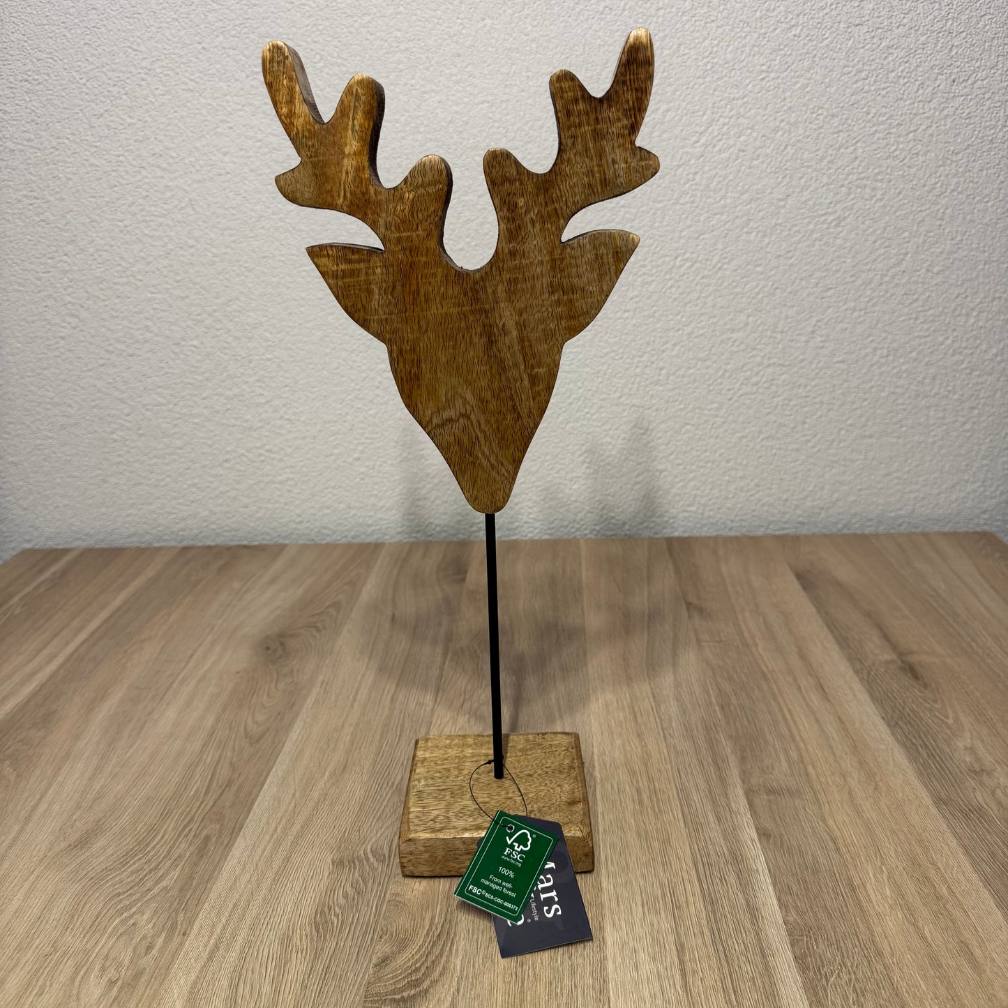 Staand hert mango hout h41 d18x10cm