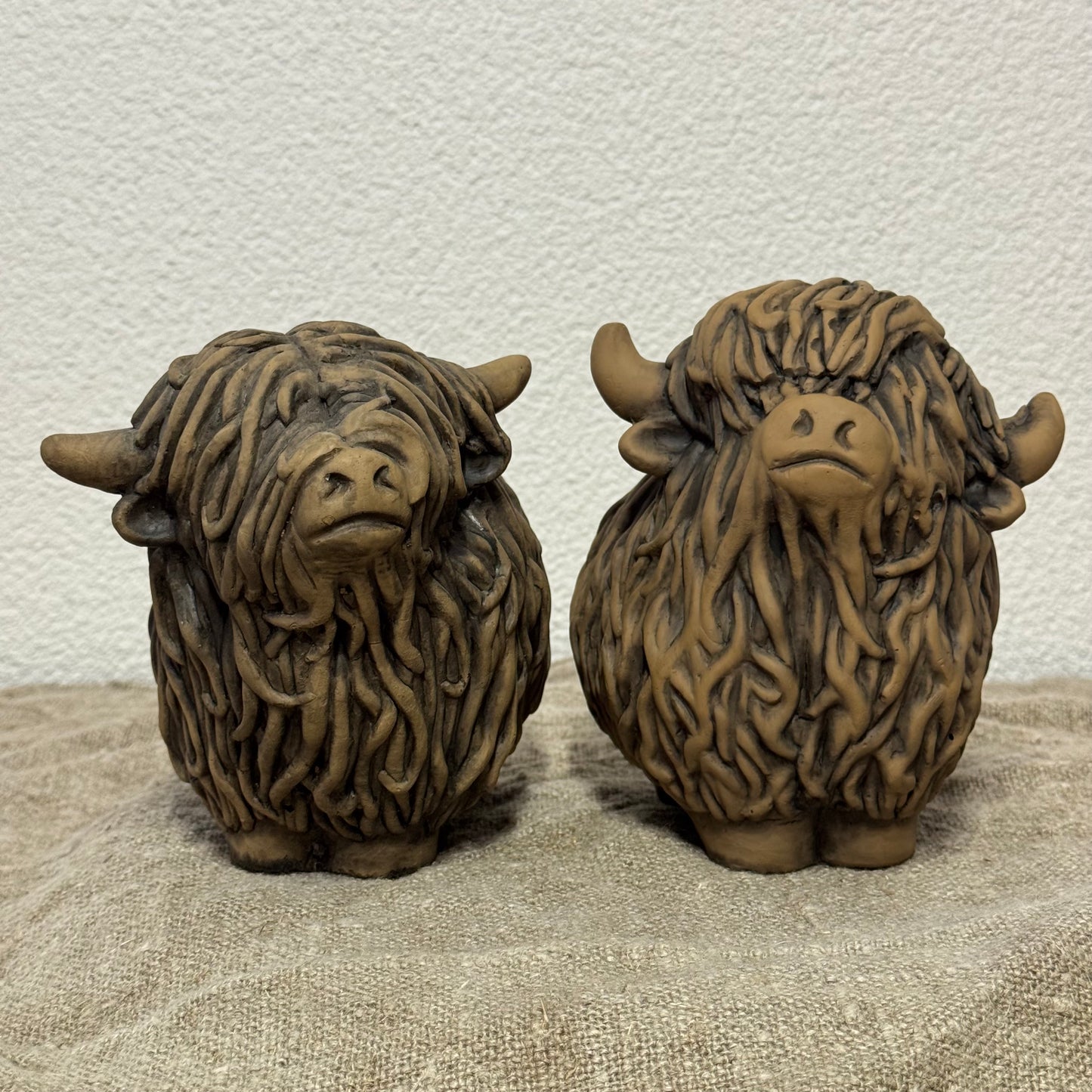 BRYNXZ Set of 2 Scottish Highlanders BRYNXZ Majestic Brown D.17-16